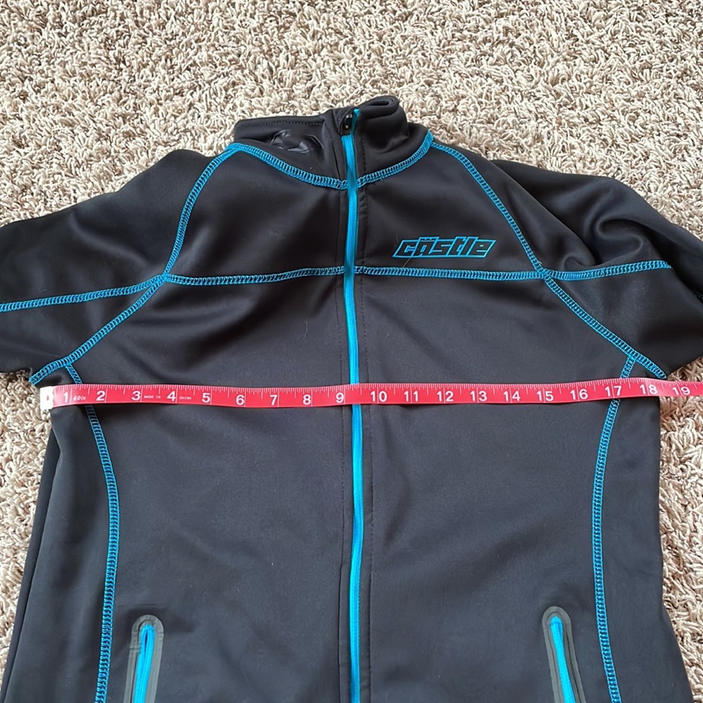 🩵💙 Women’s Castle X Lightweight Zip Up Jacket Size S 🩵💙 - Picture 5 of 9